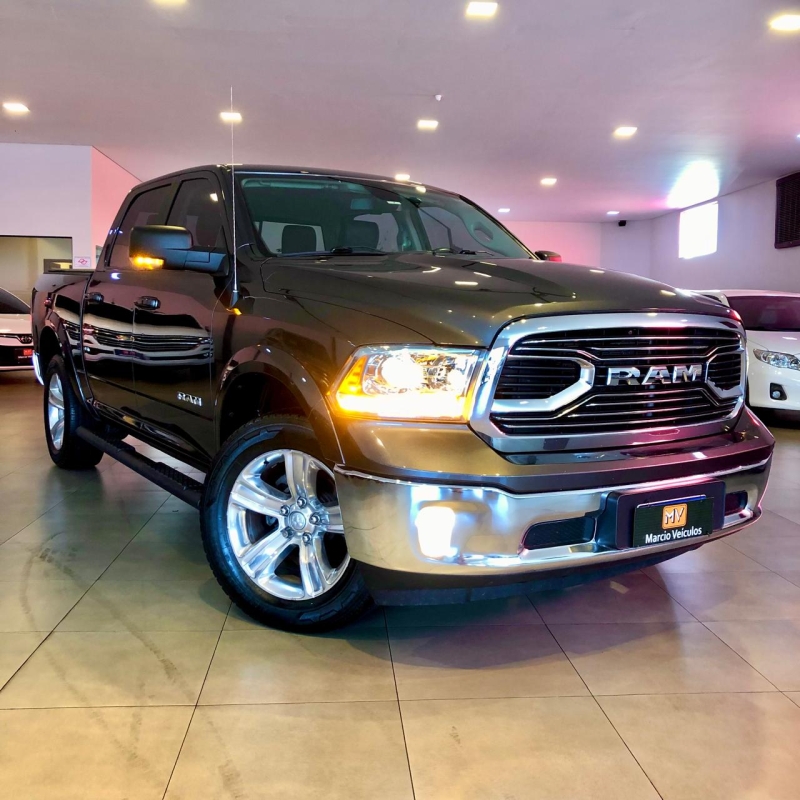 Produto ram-classic-laramie-57-4x4-automatica